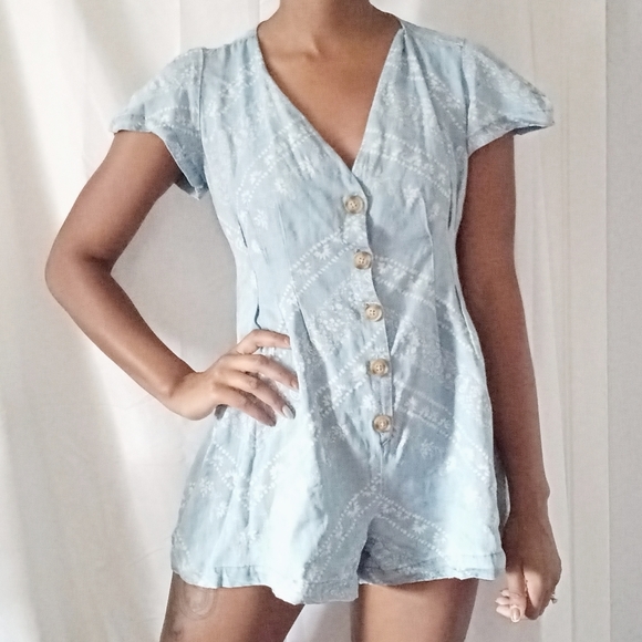 Urban Outfitters Pants - URBAN OUTFITTERS | Paisley chambray romper